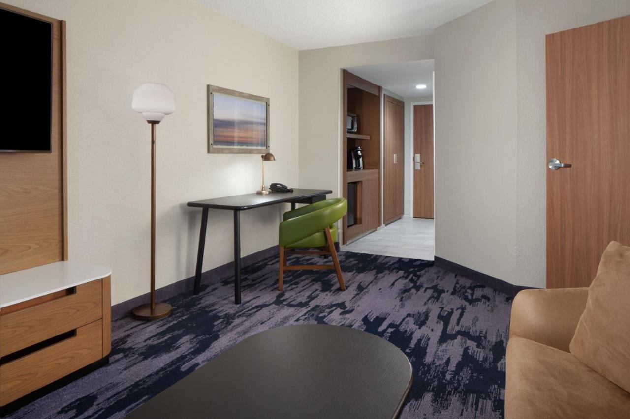 Fairfield Inn & Suites By Marriott Чарлстон Екстер'єр фото